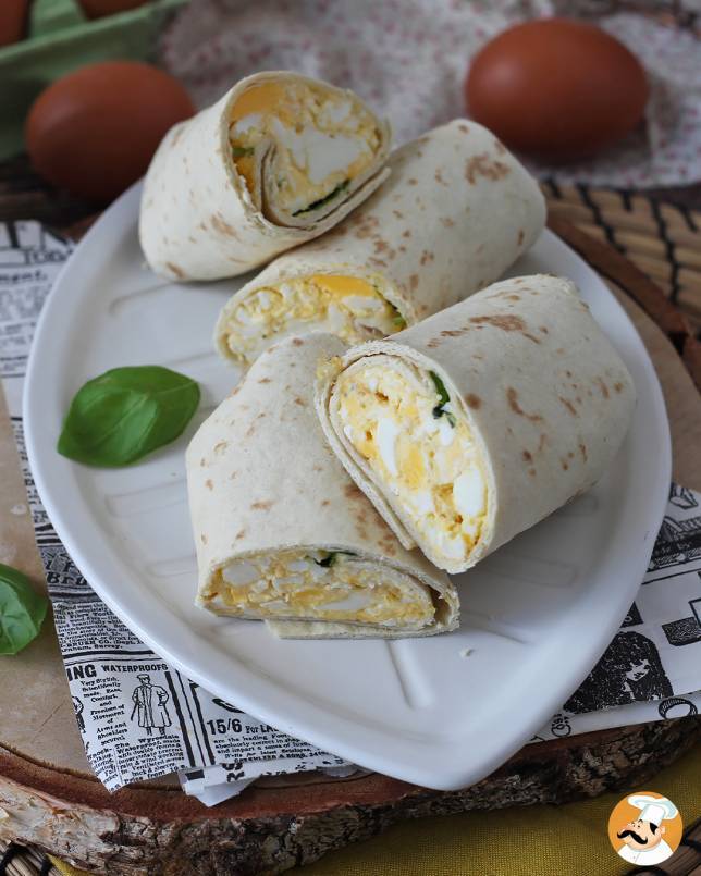 2. Wrap med æg og feta