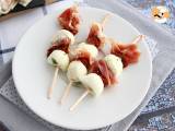 Opskrift Aperitif-kebab med mozzarella, skinke og soltørrede tomater