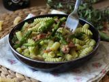 Opskrift Cremet asparges- og baconpasta: nem og velsmagende opskrift