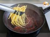 Spaghetti alla fuoco di bacco: rødvinspasta, der giver noget særligt til bordet - Forberedelse trin 3