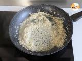 Rødbede- og gorgonzola-risotto: en eksplosion af farver og intense smage - Forberedelse trin 5