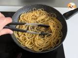 Spaghetti cacio e pepe: 3 ingredienser, en eksplosion af smag! - Forberedelse trin 6