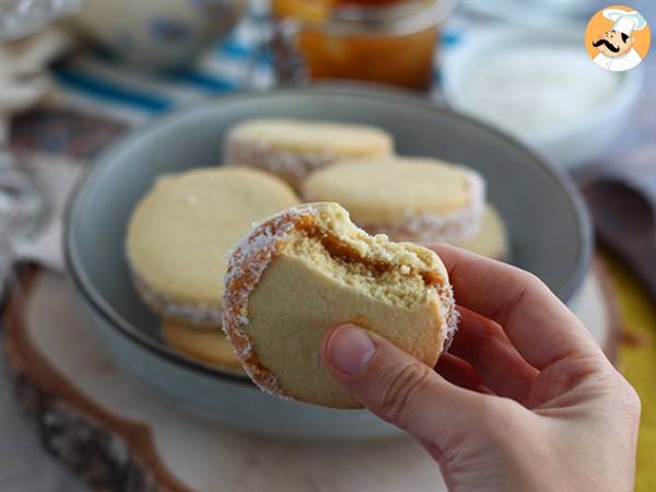 Alfajores - argentinsk shortbread med mælkesyltetøj og kokosnød - foto 2