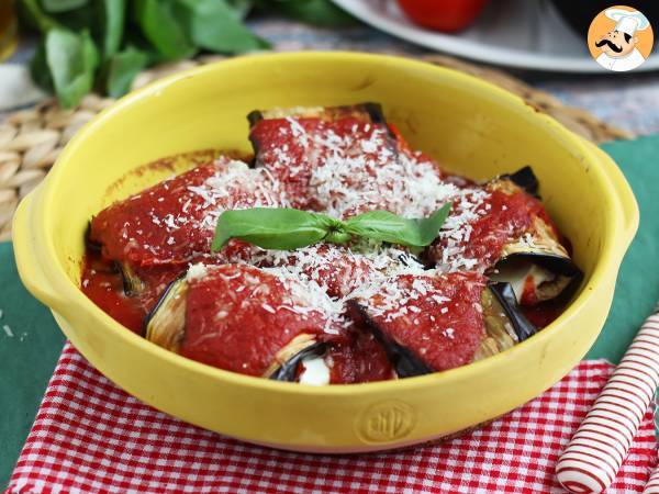 Aubergine parmigiana-ruller