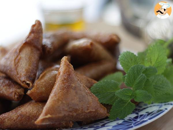 Briouats med mandler, små orientalske kager - foto 3