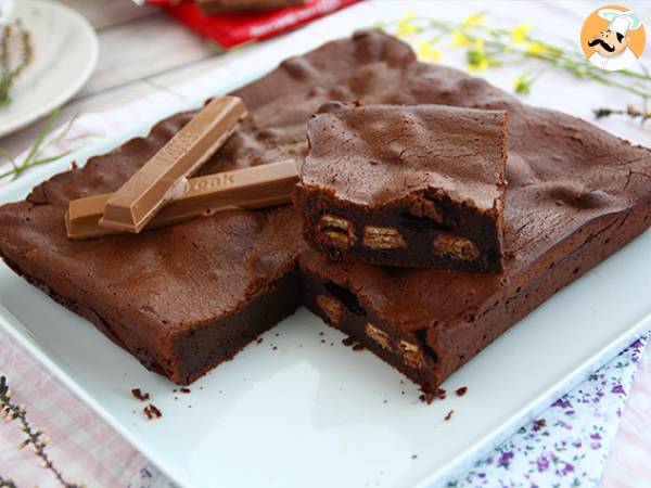 Brownie med Kit Kat ®.