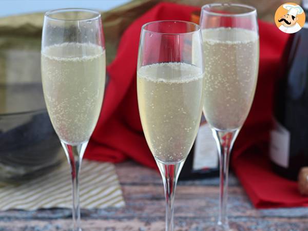 Champagnesuppe, en festlig cocktail