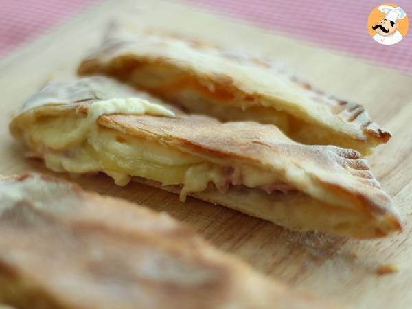 Chausson med raclette, savoyardisk calzone - foto 3