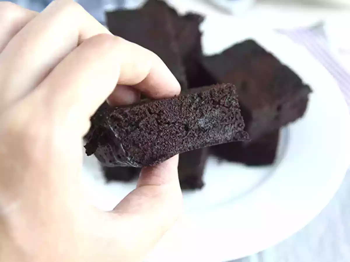 Chokoladekage uden æg, uden bagning, uden laktose, uden ovn - foto 2