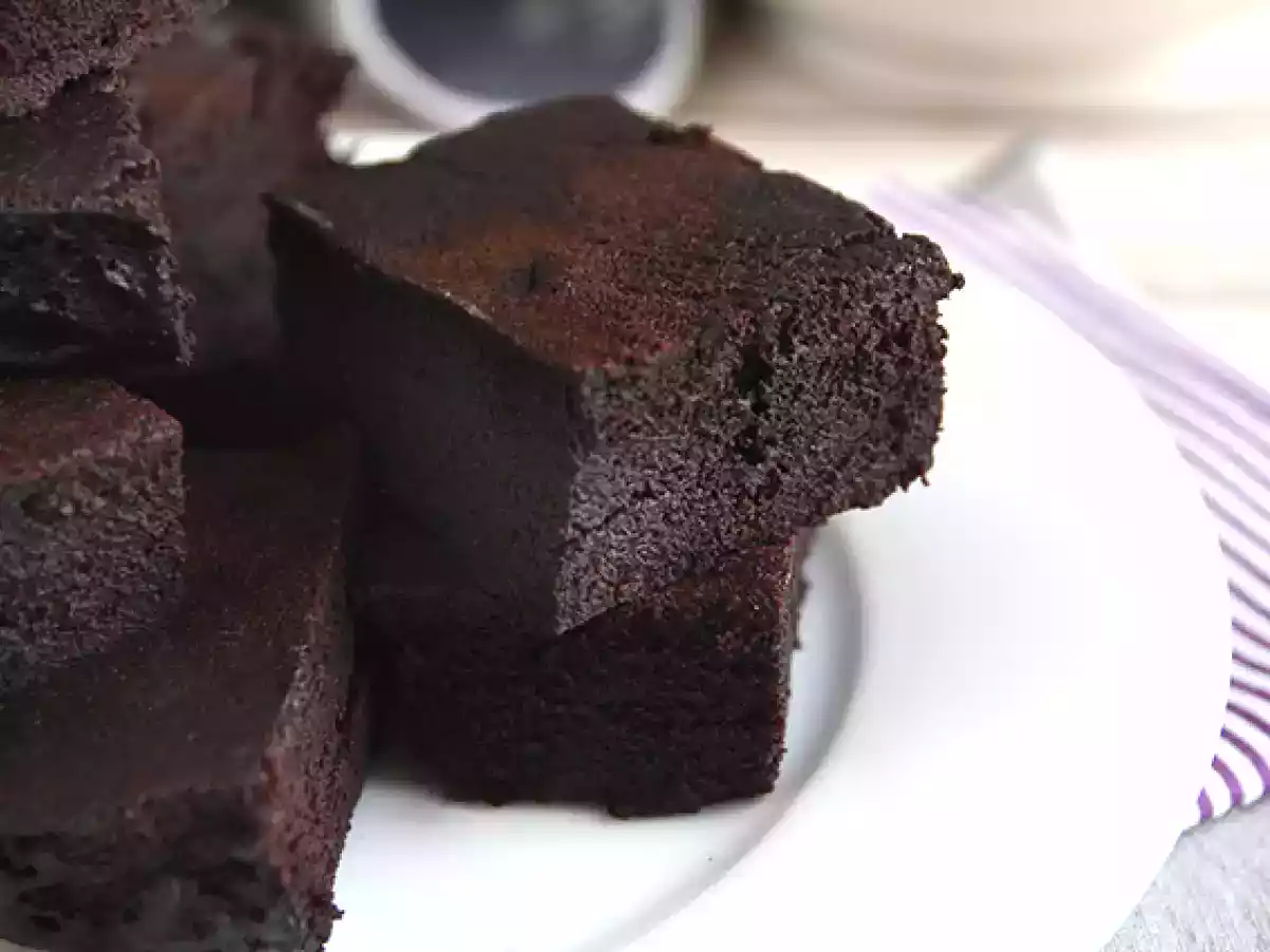 Chokoladekage uden æg, uden bagning, uden laktose, uden ovn - foto 3