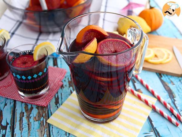 Citrus-sangria