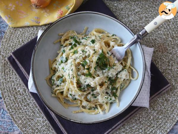 Cremet løgpasta: en velsmagende og superbillig forret! - foto 2