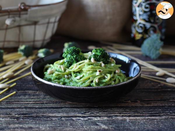 Cremet pasta med broccoli og mandler: en lettilberedt og velsmagende ret - foto 4