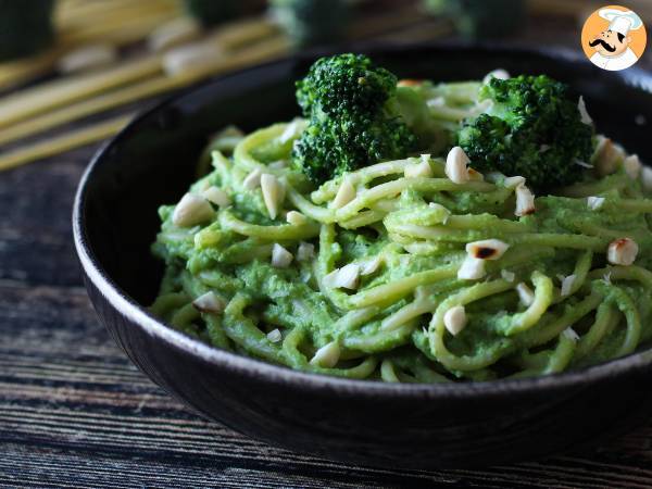 Cremet pasta med broccoli og mandler: en lettilberedt og velsmagende ret - foto 5