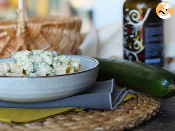 Cremet pasta med courgetter, velsmagende og meget hurtig opskrift - foto 3