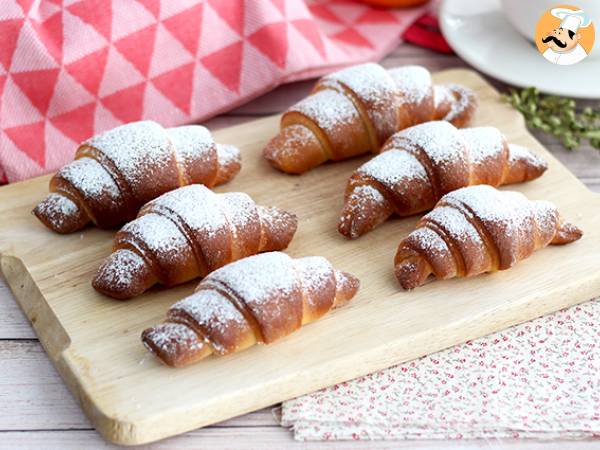 Croissanter med kondenseret mælk