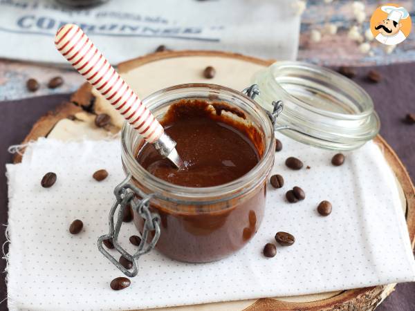 Endelig et smørepålæg til kaffeelskere! Med chokolade og hasselnødder - foto 2