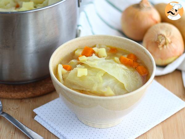 Enkel kålsuppe