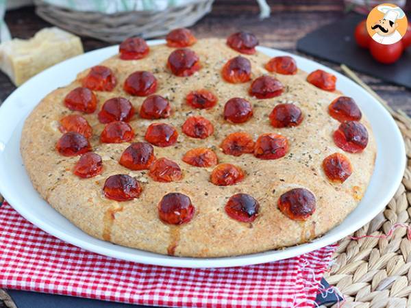 Focaccia med cherrytomater