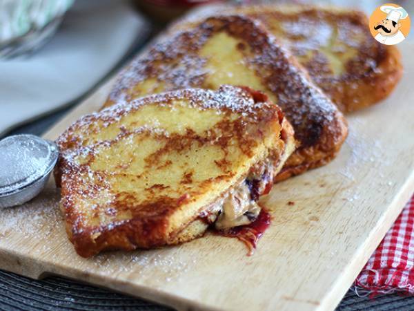 Fransk toast med jordnøddesmør og syltetøj - foto 4