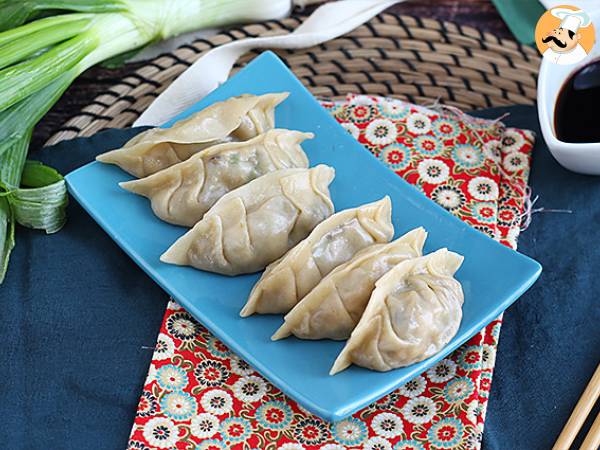 Gyozas med kylling, gulerødder og svampe - foto 2