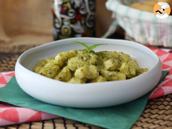 Hjemmelavede kartoffelgnocchi med pesto - foto 4