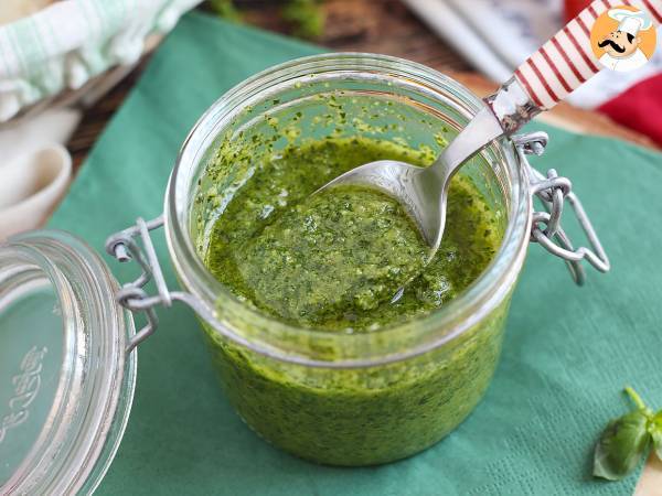 Hjemmelavet grøn pesto - pesto alla genovese