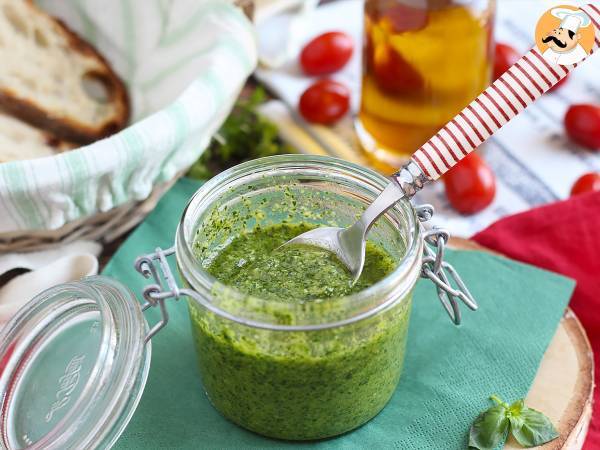 Hjemmelavet grøn pesto - pesto alla genovese - foto 6