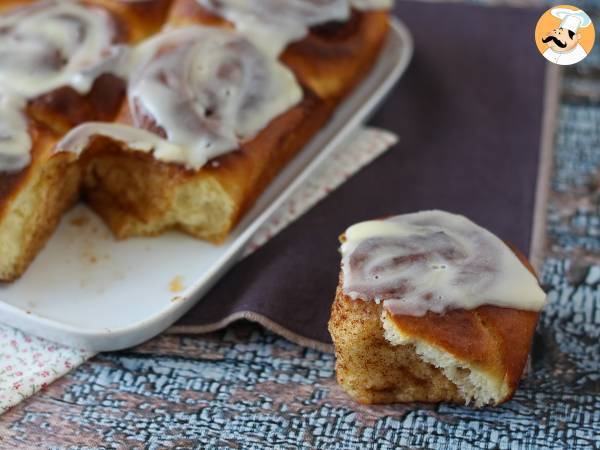 Kanelsnegle, kanelbrioche med vaniljeglasur - foto 4