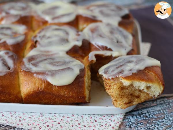 Kanelsnegle, kanelbrioche med vaniljeglasur - foto 8