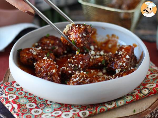 Koreansk stegt kylling med krydret gochujang-sauce - Dakgangjeong