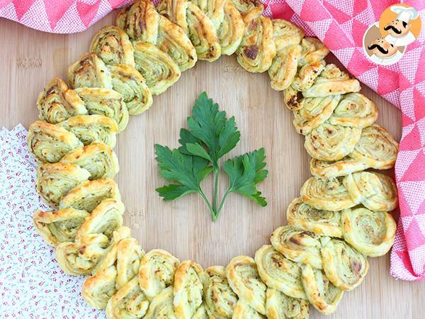 Krans af butterdej med pesto til aperitif - foto 2