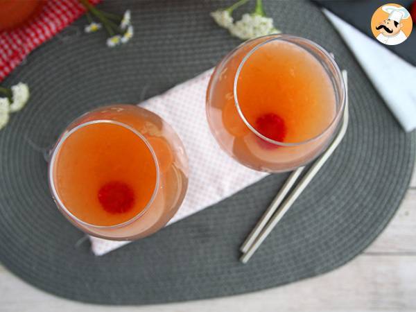 Lyserød sangria med rosévin - foto 3