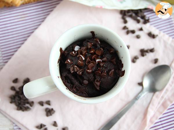 Mug cake med chokolade og peanutbutter i mikroovnen på 1 minut. - foto 6