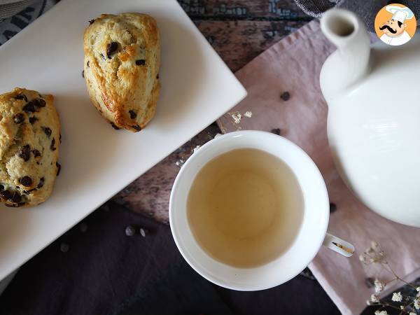 Nemme, luftige chokoladescones - foto 3