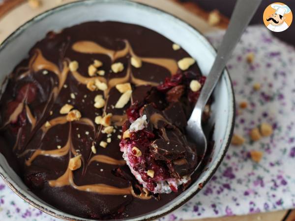 Overnight oats med rød frugt og chokolade, en sund og mættende morgenmad! - foto 2