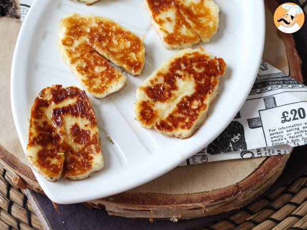 Pandestegt Halloumi sursød med honning og rosmarin - foto 2