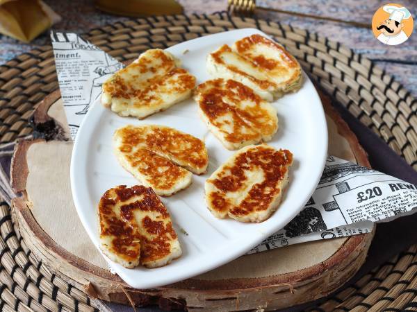 Pandestegt Halloumi sursød med honning og rosmarin - foto 3