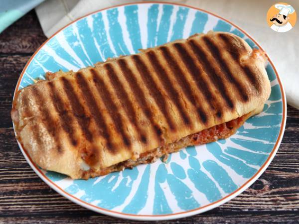 Panini med tun, tomat og kapers - foto 4