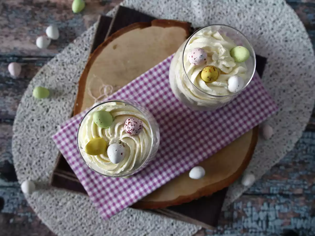 Påskebrownie og verrines med flødeskum - foto 5