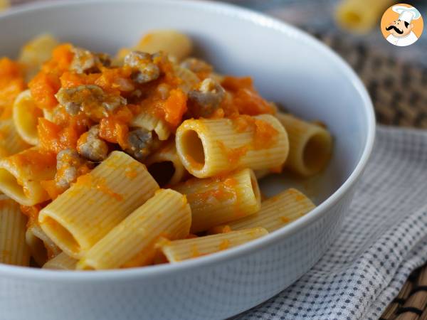 Pasta med græskar og pølse - foto 3