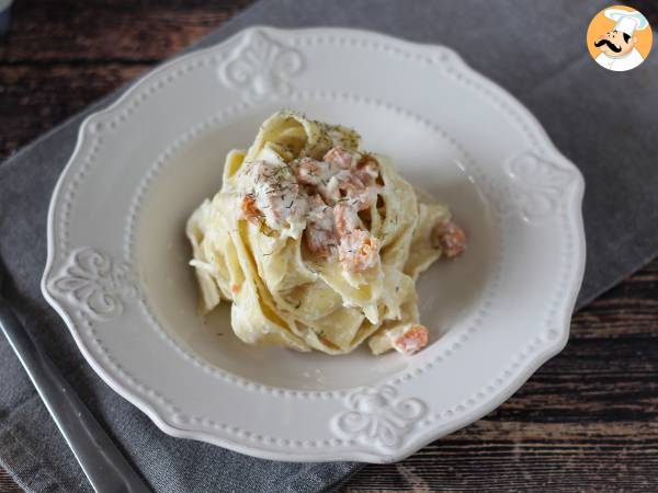 Pasta med laks og ricottaost, den cremede opskrift, som alle vil prøve - foto 3