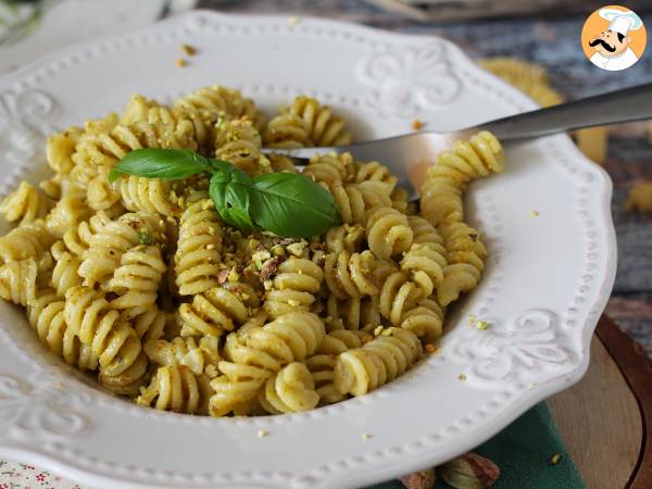 Pasta med pistaciepesto, en velsmagende og nem opskrift - foto 2