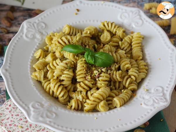 Pasta med pistaciepesto, en velsmagende og nem opskrift - foto 3