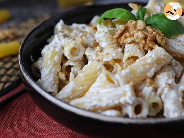 Pasta med ricotta og valnødder: cremet og sprød - foto 3