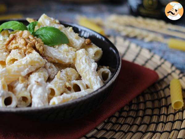 Pasta med ricotta og valnødder: cremet og sprød - foto 5