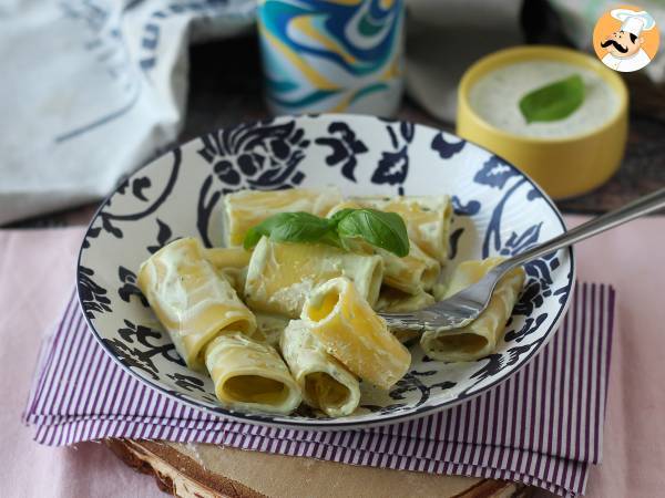 Pasta med ricottacreme og basilikum - foto 2