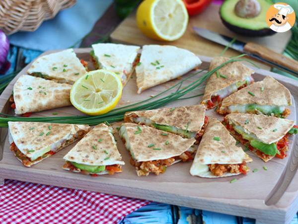 Quesadillas med kylling og avocado