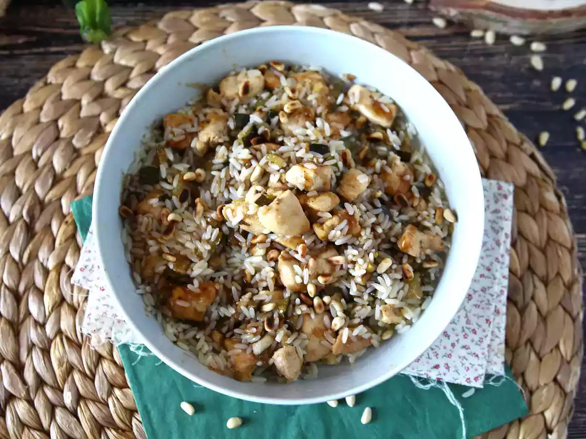 Rissalat med kylling, squash, pinjekerner og balsamico-glasur - foto 3