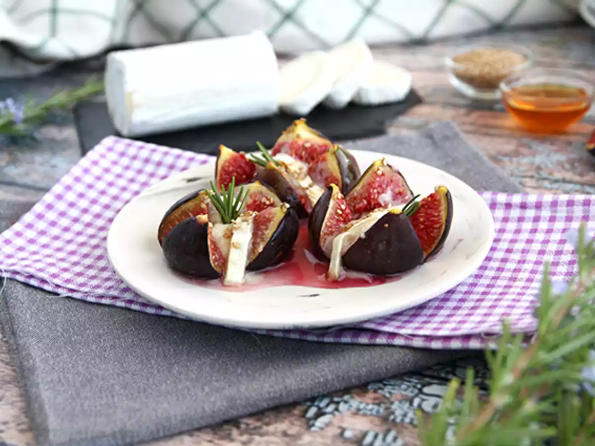 Ristede figner med gedeost med honning - foto 4